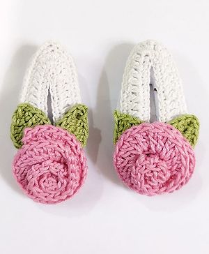 HAPPY THREADS Set Of 2 Crochet Flower Hair Clips - Pink & White