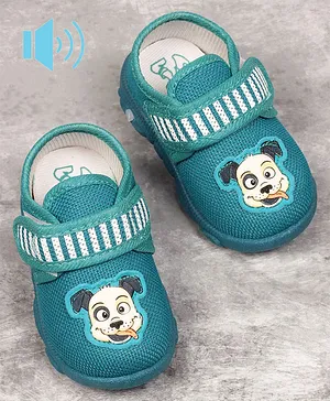 Baby slippers 2 discount years