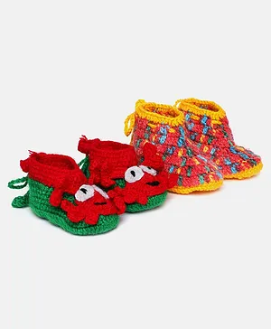 MayRa Knits Pack Of 2 Crab Detailed  Hand Knitted Booties - Green