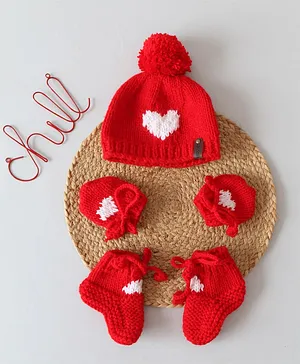 Woonie Heart Design Cap With Coordinating Mittens & Socks Set - Red