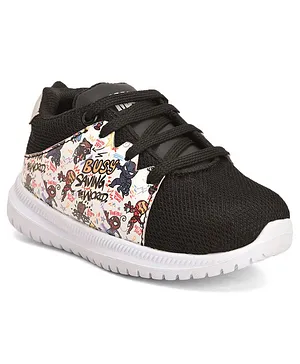 Toothless Marvel Avengers Super Heroes Featuring Graffiti Art Printed Sneakers - Black