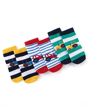 Cute Walk By Babyhug Cotton Knit Anti Bacterial Ankle Length Socks Car Design Pack Of 3 - Multicolour