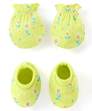 Babyhug 100% Cotton Knit Floral Print Mittens & Booties - Green
