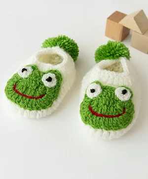 The Original Knit  Handmade Frog Face Detailed Unisex Booties - Off White & Green