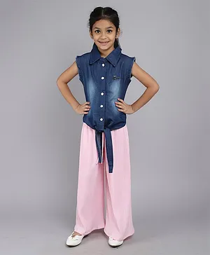 Little Angels Sleeveless Front Tie Up Placement Queen Patch Detailed Collared Top With Palazzo - Blue & Pink