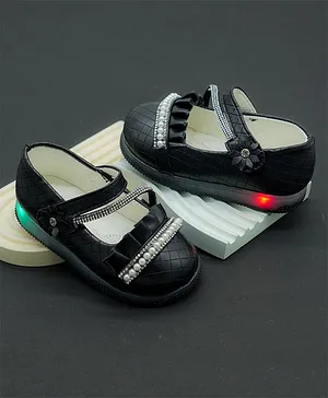 FEETWELL SHOES Beads Embellished LED Bellies - Black