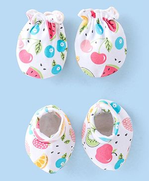 Babyhug 100% Cotton Knit Apple Print Mittens & Booties - Multicolour