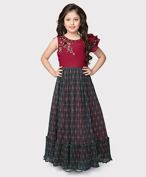 Betty By Tiny Kingdom Sleeveless Frill Detailed Stone Floral Embellished & Intricate Designed Accordion Pleated Gown - Red