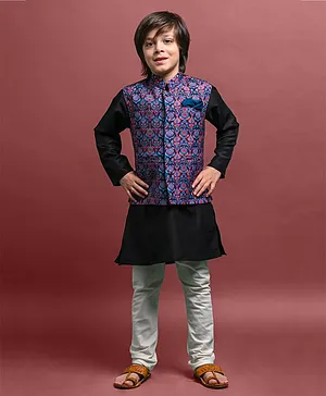 VESHAM Full Sleeves Muslin Solid Kurta Pyjama With Floral Printed Jacket - Black