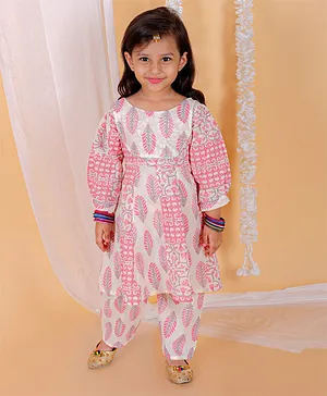 The Mom Store Puffed Full Sleeves Ethnic Leaves Motif & Lace Embellished Coordinating Kurta & Salwar Set - Pink