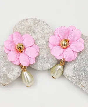 Lime By Manika Flower Detailed Noor Clip On Earrings - Light Pink
