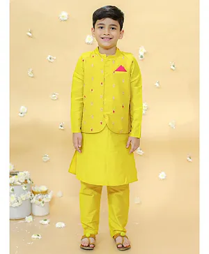 Lill Peacock Full Sleeves Solid & Pyjama With Seamless Brocade Flower Motif Embroidered Jacket - Yellow