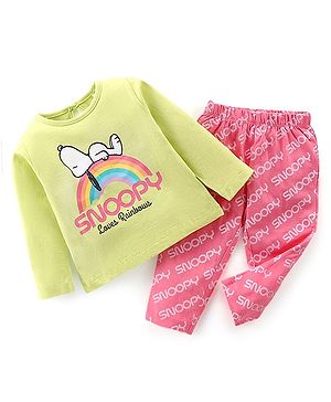 Babyhug Cotton Knit Full Sleeves Night Suit With Snoopy Print - Green & Pink
