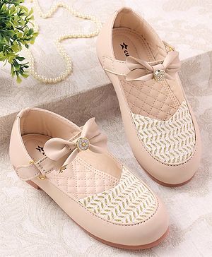 Cute Walk by Babyhug Ballerinas with Velcro Closure Bow Applique - Beige