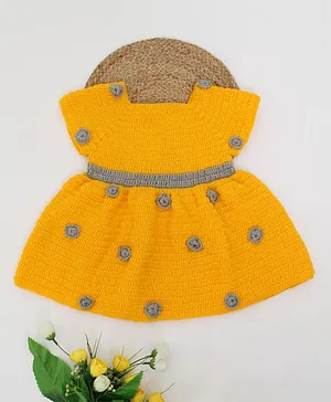 Woonie Cap Sleeves Floral Crochet Detailed Fit & Flare Winter Wear Dress - Orange