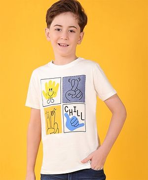 Pine Kids 100% Cotton Half Sleeves T-Shirt With Fingers Cross Print - White