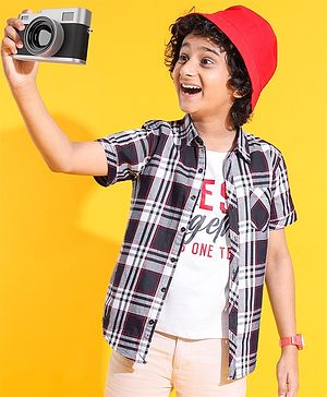Pine Kids Woven Cotton Knit Half Sleeve Checks Shirt With T Shirt - Black & White