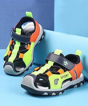Cute Walk by Babyhug Velcro Closure Sandals Logo Print - Green