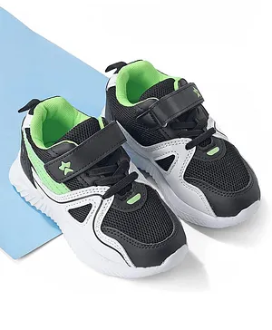 Cute Walk by Babyhug Sports Shoes - Green