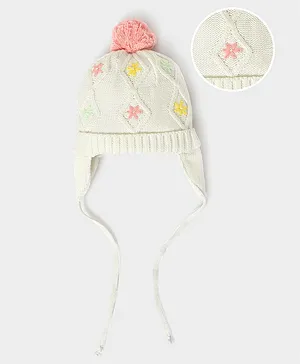 Mi Arcus Floral Embroidered & Pom Pom Detailed Knitted Cap - White