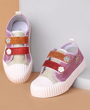 Cute Walk by Babyhug Casual Shoes Floral Patch - Purple