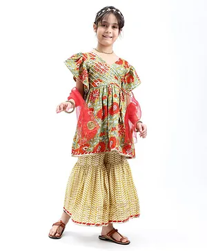 Teentaare Cotton Half Sleeves Kurta & Sharara Set with Dupatta Floral Printed - Red