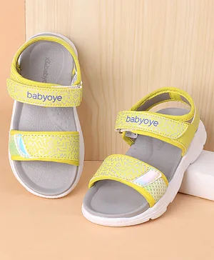 Infant 2024 white sandals