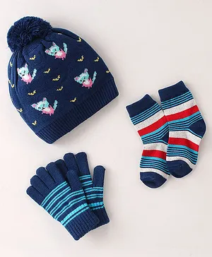 Model Set of Woollen Cap Gloves Socks Animal Print - Diameter 11 cm (Colour May Vary)