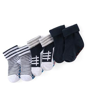 Cute Walk by Babyhug Anti Bacterial Anti Skid Ankle Length Socks Stripes Design Pack Of 3- Black & White