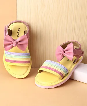 Cute sandals for baby 2025 girl