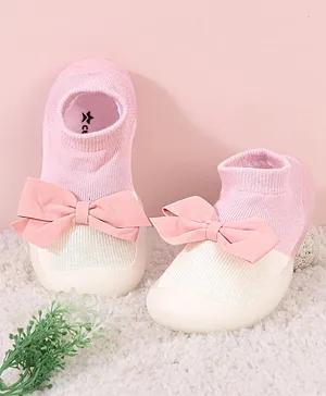 Cute Walk by Babyhug Sock Shoes with Bow- Pink