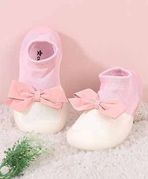 Cute Walk by Babyhug Sock Shoes with Bow- Pink