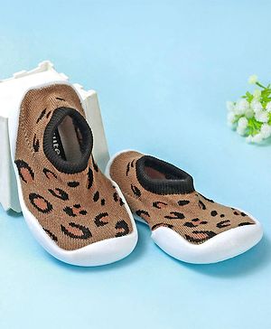 Cute Walk by Babyhug Ankle Length Non Terry Sock Shoes - Brown