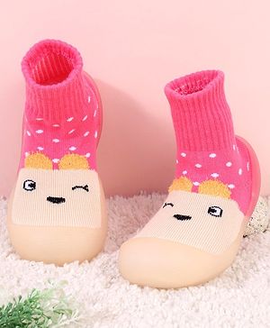 Cute Walk by Babyhug Animal Design Socks Shoe - Fuchsia