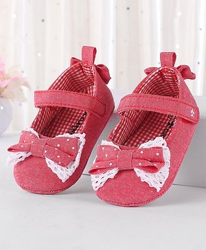 Cute Walk by Babyhug Booties with Velcro Closure -Fuchsia