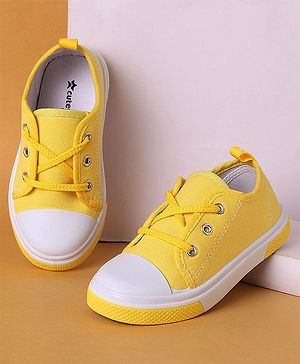Cute Walk by Babyhug Casual Shoes - Yellow