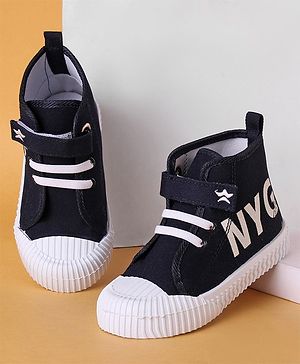 Cute Walk by Babyhug Casual Shoes with Velcro Closure-  Navy Blue