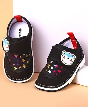 Cute Walk by Babyhug Musical Casual Shoes with Star Print- Black