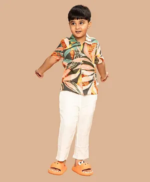 Greendeer Half Sleeves Jungle Printed Crinkle Soft Double Cotton Shirt With Pant - Multi Colour  & White