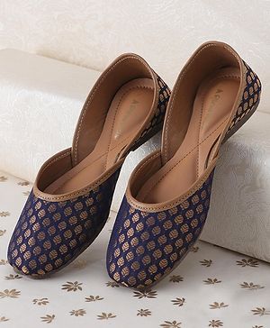 Pine Kids Ethnic Wear Mojaris - Blue