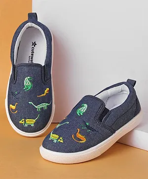 Carter's best sale unicorn shoes