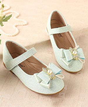 Cute Walk by Babyhug Ballerina with Bow Applique & Velcro Closure - Green