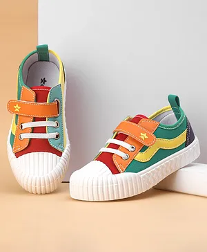 Cute Walk by Babyhug Velcro Closure Colour Blocked Casual Shoes - Red