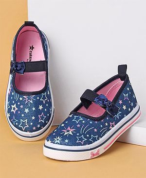 Cute Walk by Babyhug Casual Shoes Stars Print - Blue