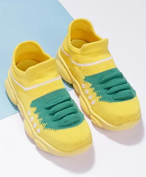 Cute Walk by Babyhug Slip On Sneaker Solid Colour - Yellow