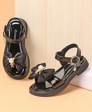 Baby girl black discount sandals