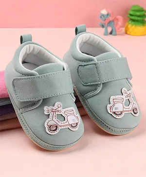 Babyoye Slip On Booties with Velcro Closure & Scooter Applique - Green