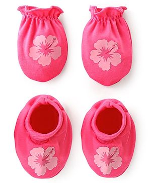 Babyhug 100% Cotton Knit Mittens & Booties Set Floral Print- Pink