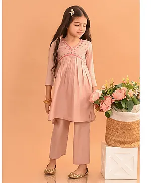 Lilpicks Couture Three Fourth Sleeves Floral Yoke Embroidered & Sequin Embellished Kurta With Pant Set - Peach