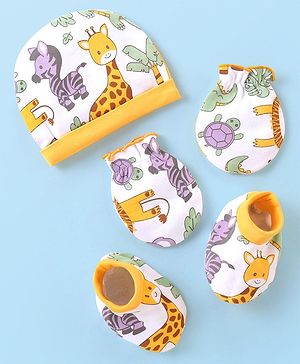 Babyhug 100% Cotton Cap Mittens & Booties Animal Print - Multicolour